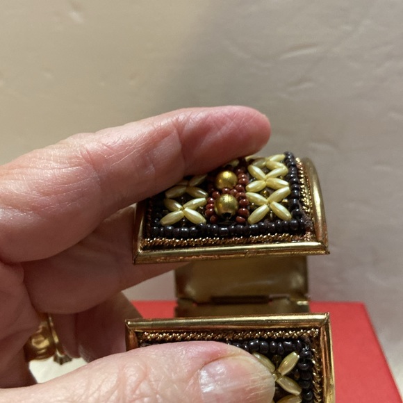 CUFF BEADED BRACKET❤️ - Picture 3 of 3